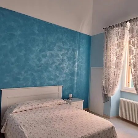 La Maison Jaune Hébergement de vacances Polignano a Mare